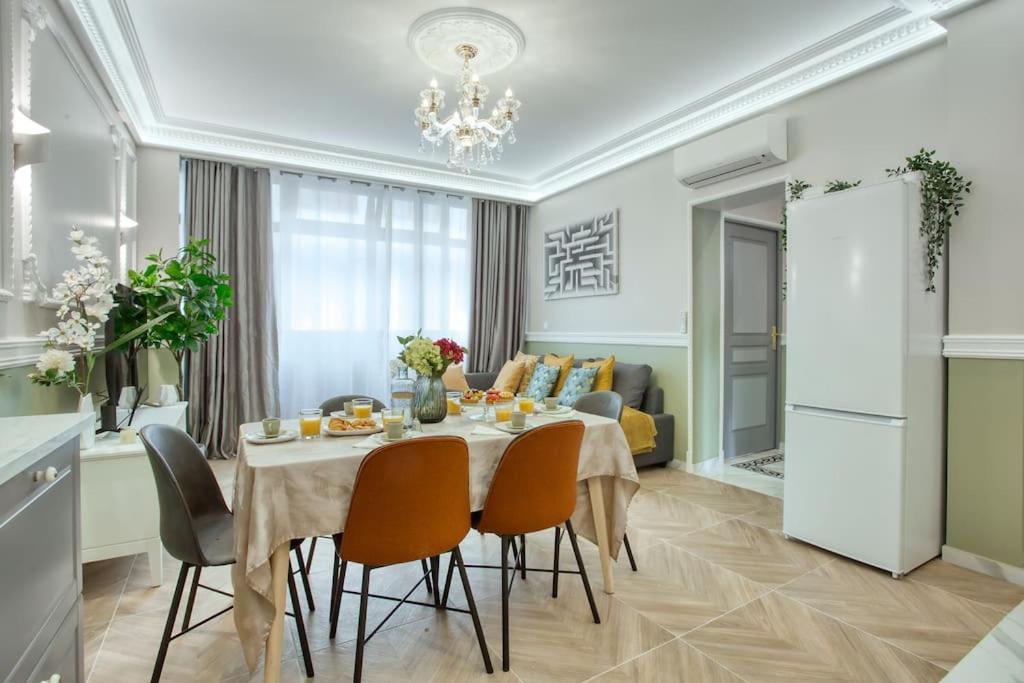 Charming Apart New 2 Bedrooms With Aircon Paris Exterior foto