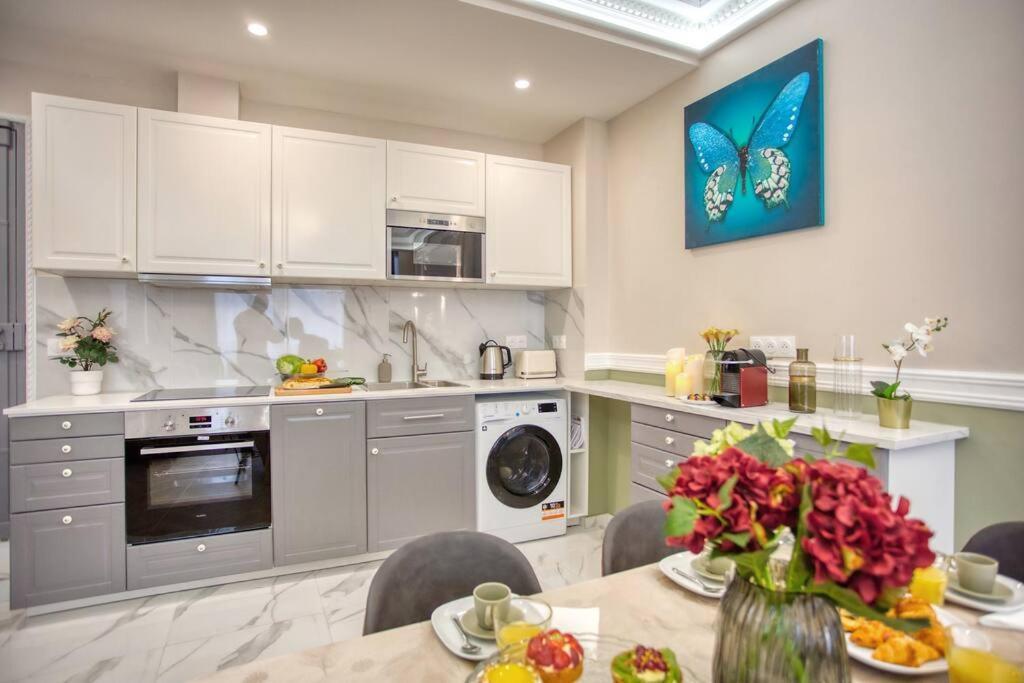 Charming Apart New 2 Bedrooms With Aircon Paris Exterior foto